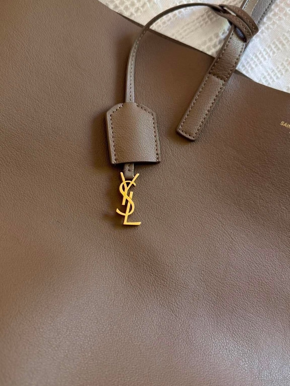 Saint Laurent Tote Bag - Picture 3 of 10